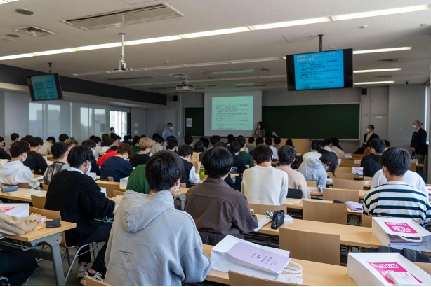 日本大学理工学部「応用情報工学科」カリキュラム